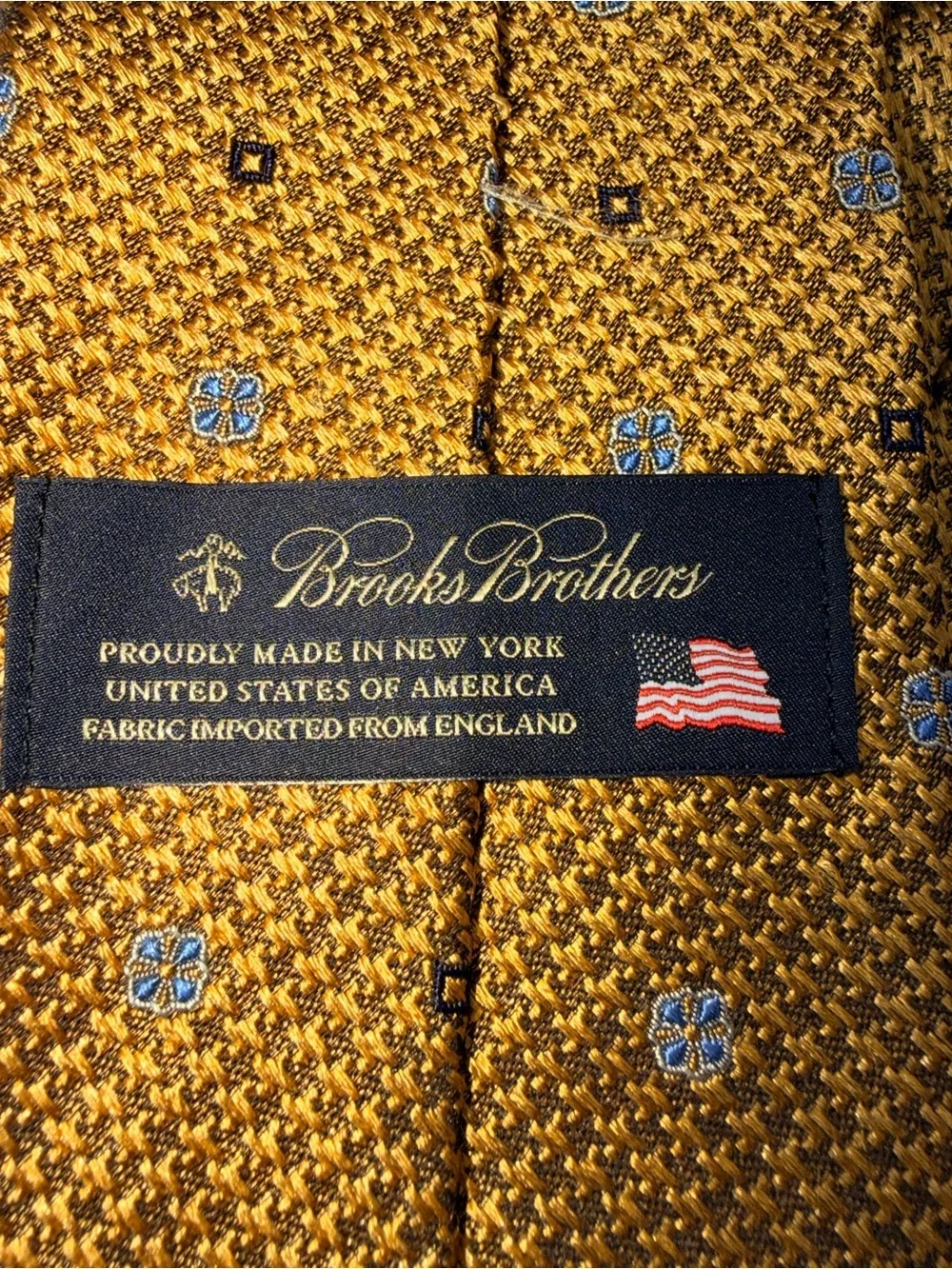 Brooks Brothers Mens Silk Tie Gold Blue Made in USA New York English Fabric